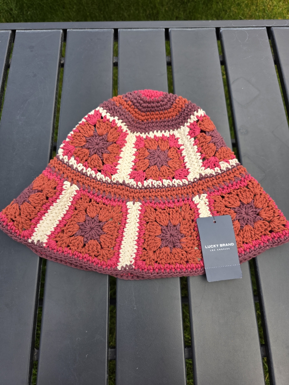 Lucky Brand Granny Square Crochet Bucket Hat NWT Rust Pink Cream OS